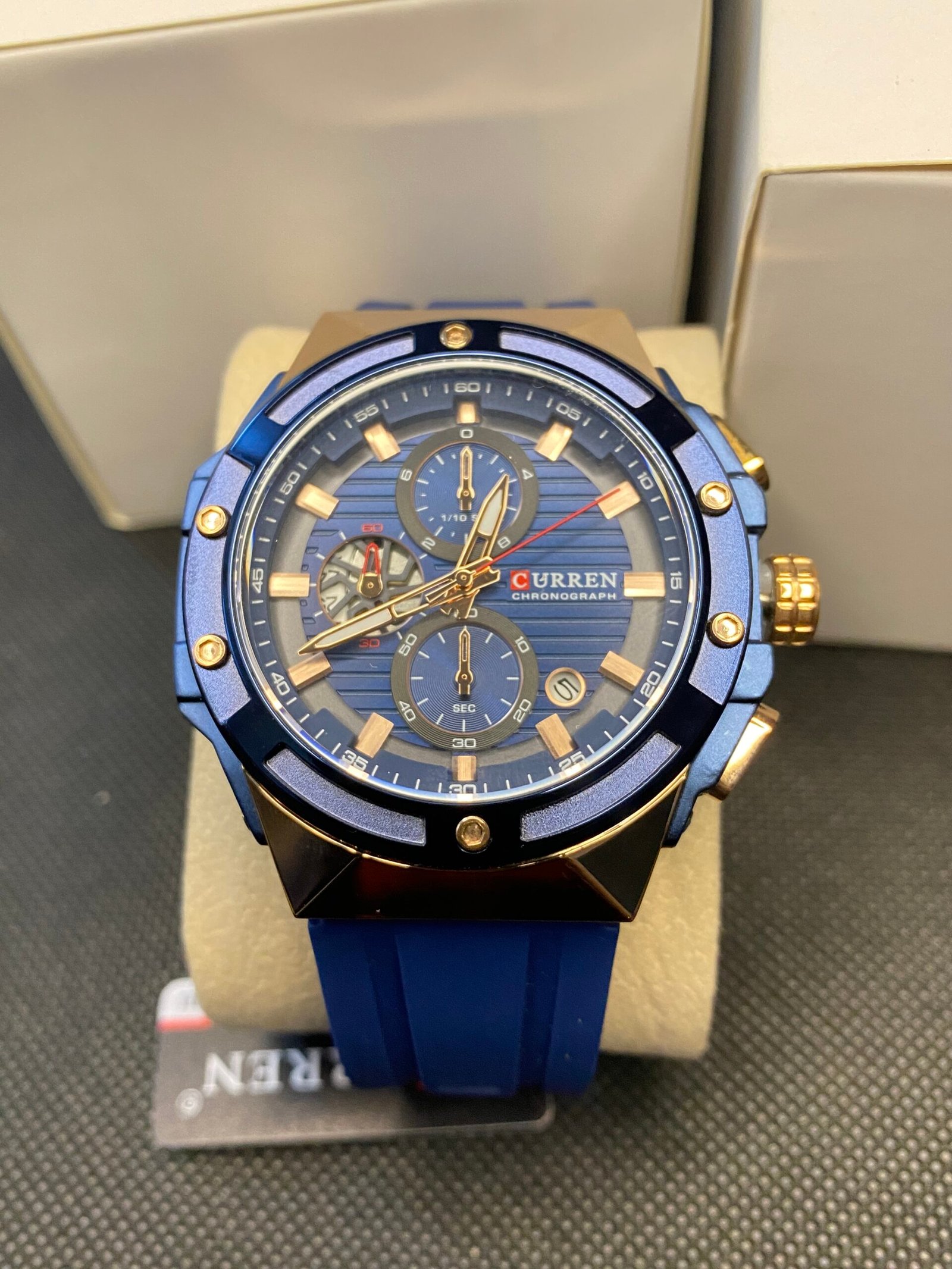 ساعة رجالية Curren 8462 براصلي سيليكون زرقاء بلكامل - الصورة 2