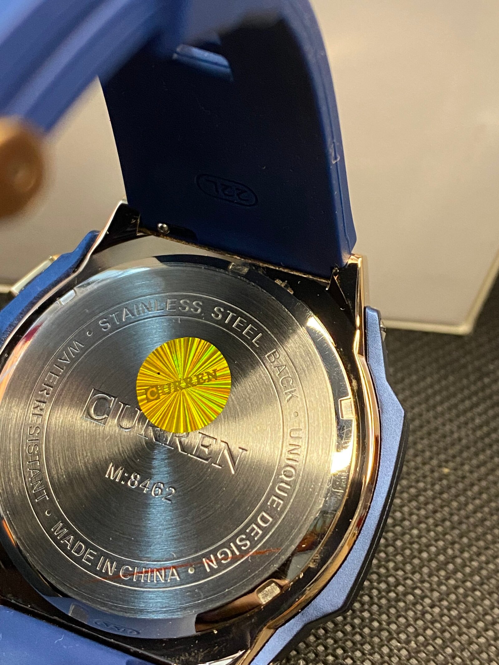 ساعة رجالية Curren 8462 براصلي سيليكون زرقاء بلكامل - الصورة 5