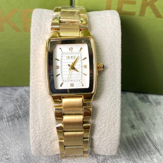 ساعة نسائية IEKE 715 براصلي ذهبي بخلفية بيضاء